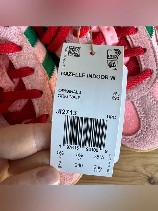 New Adidas Gazelle Women’s Sneakers - Picture 4 of 4